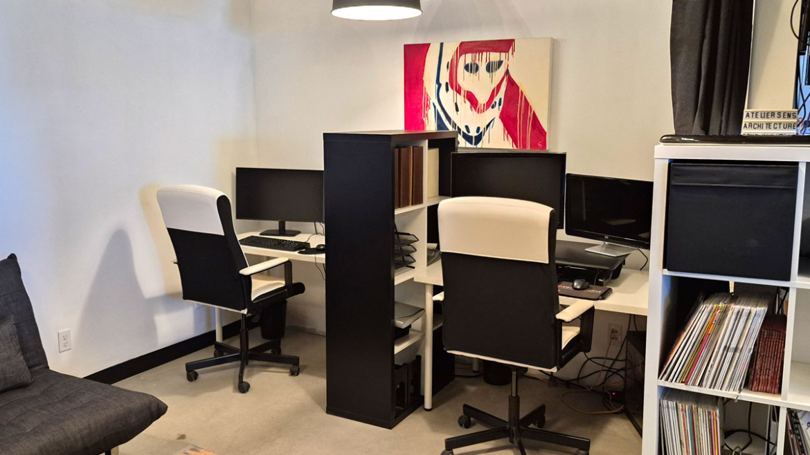 2 Bureaux à aire ouverte